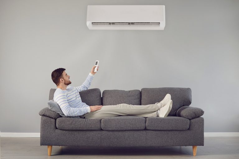 The Importance of Regular Aircon Cleaning: A Deep Dive with JingYit Service